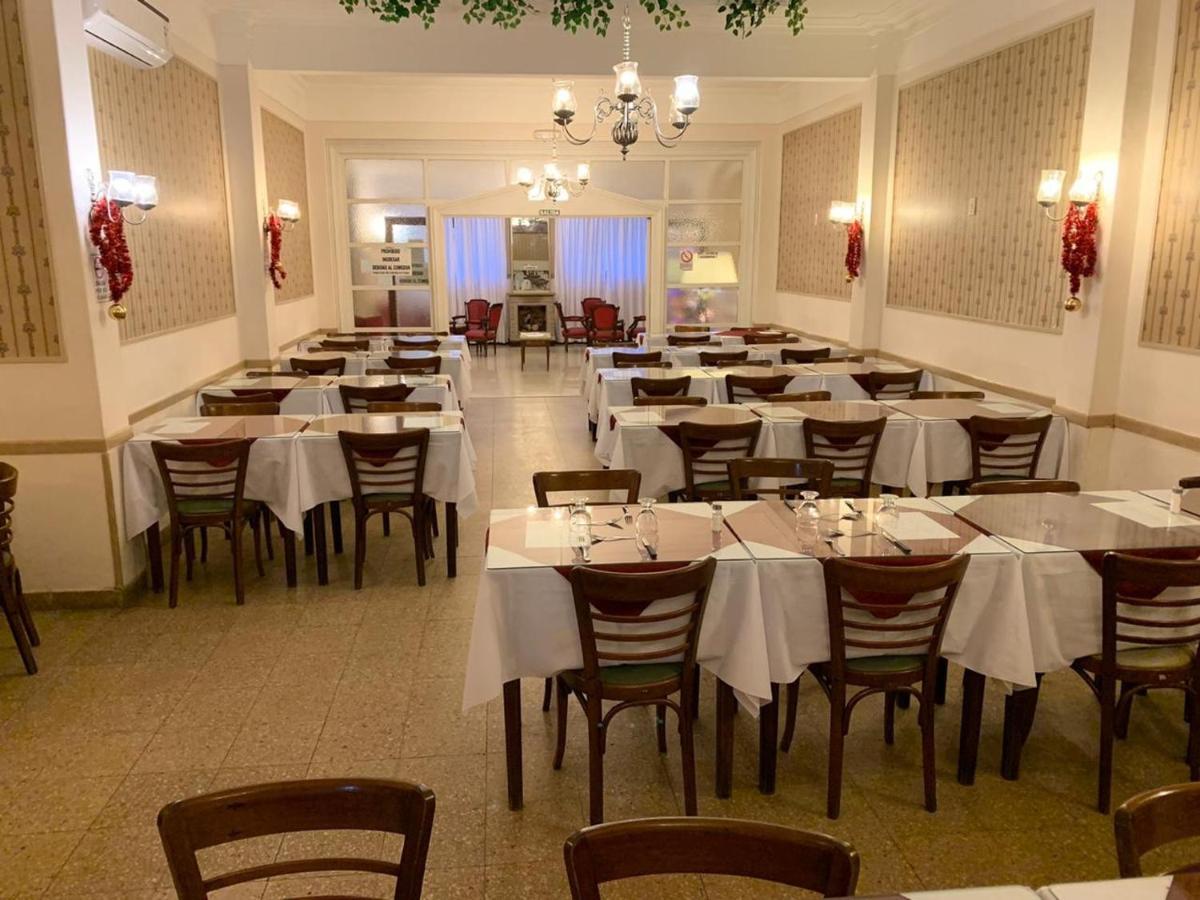 Hotel La Salle Мар-дель-Плата Экстерьер фото